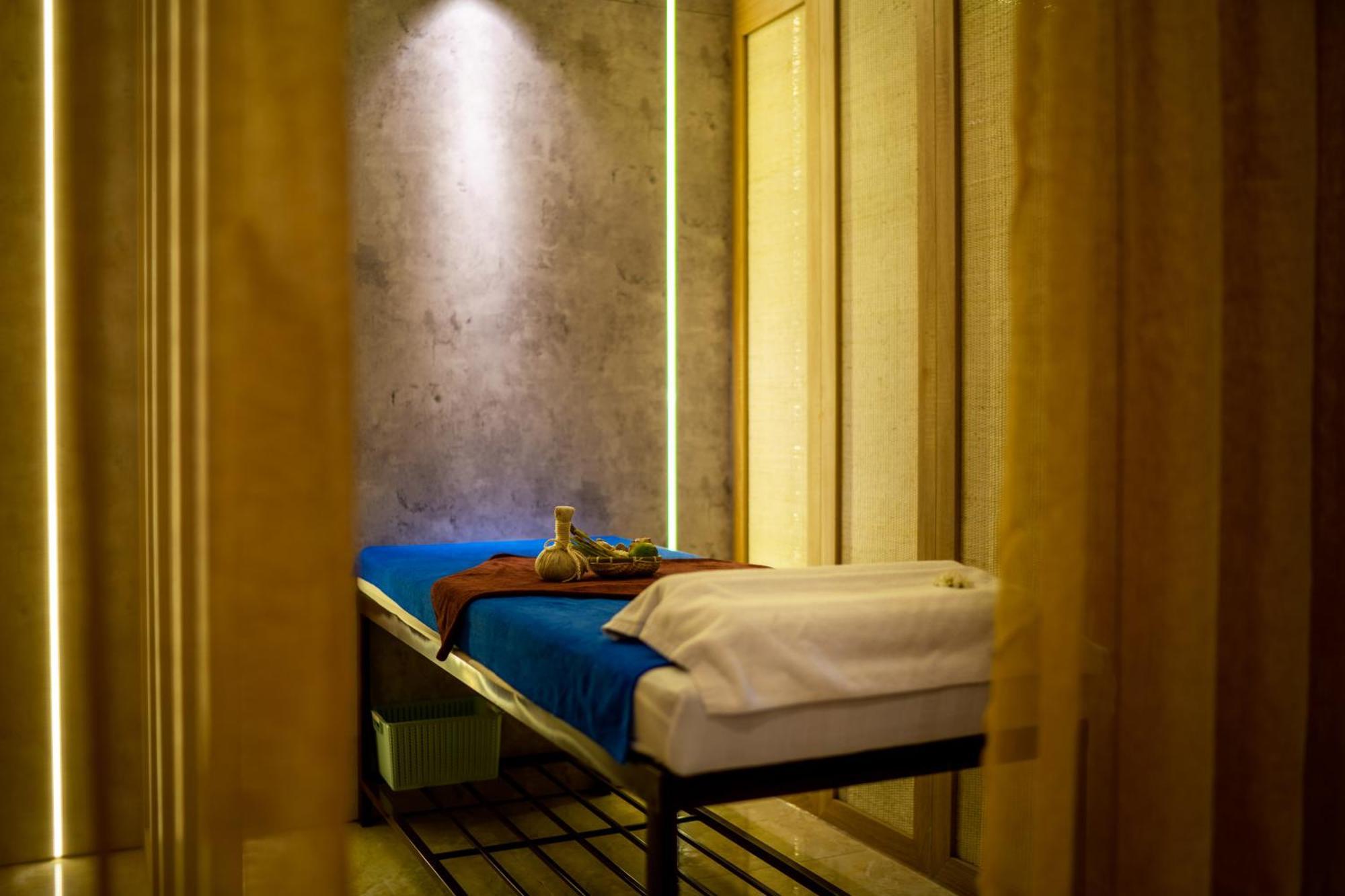 Ha Royal Boutique Hotel & Spa Хой Ан Екстериор снимка